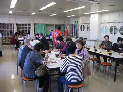 ふれあい会食会