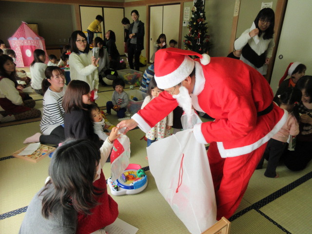 子育てひろば