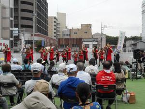 前橋市地域づくり交流会フェスタの舞台にたつ皆