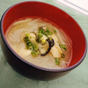 大根と牡蠣のみそ汁