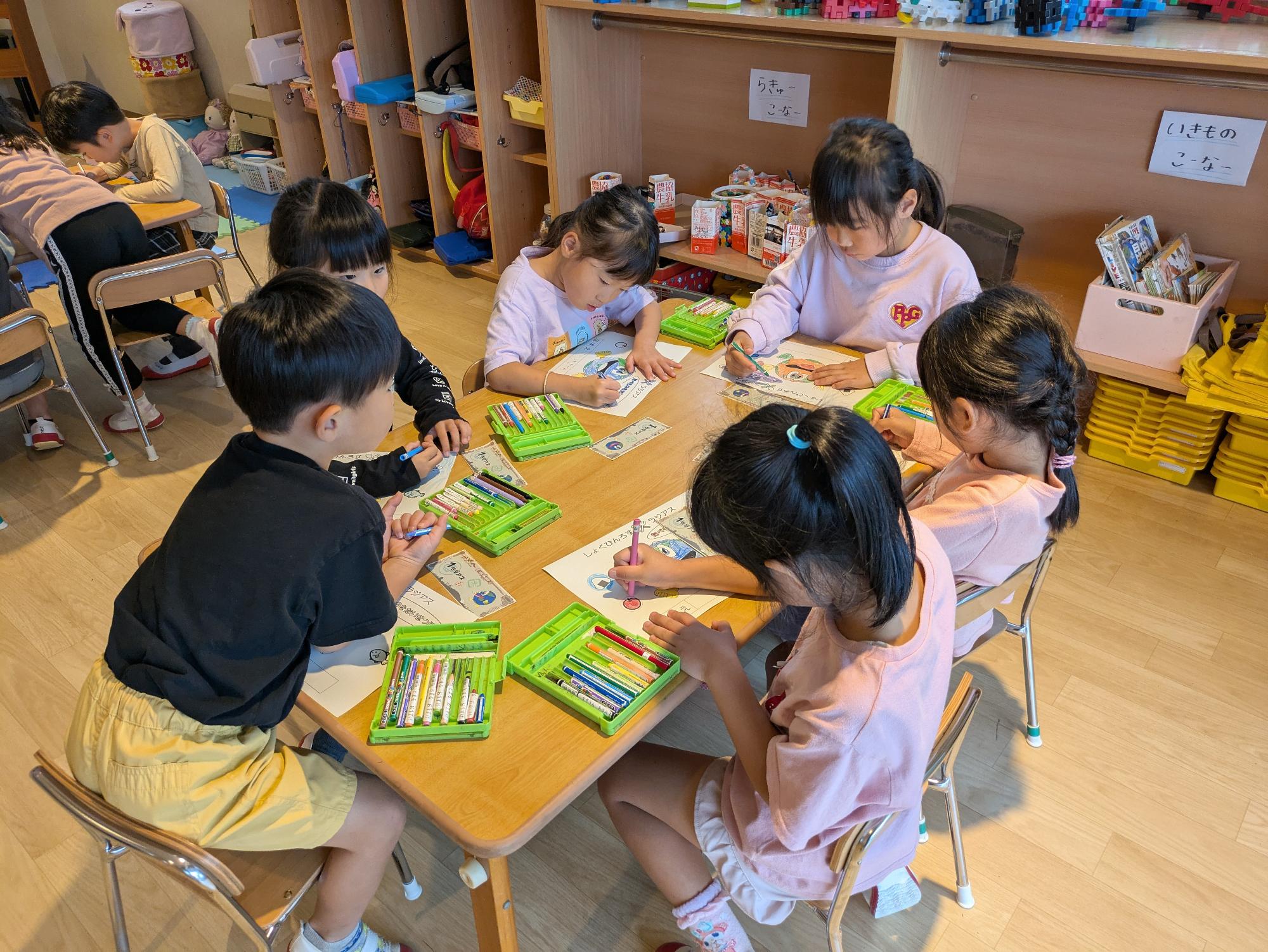 ぬり絵の様子_momonoki