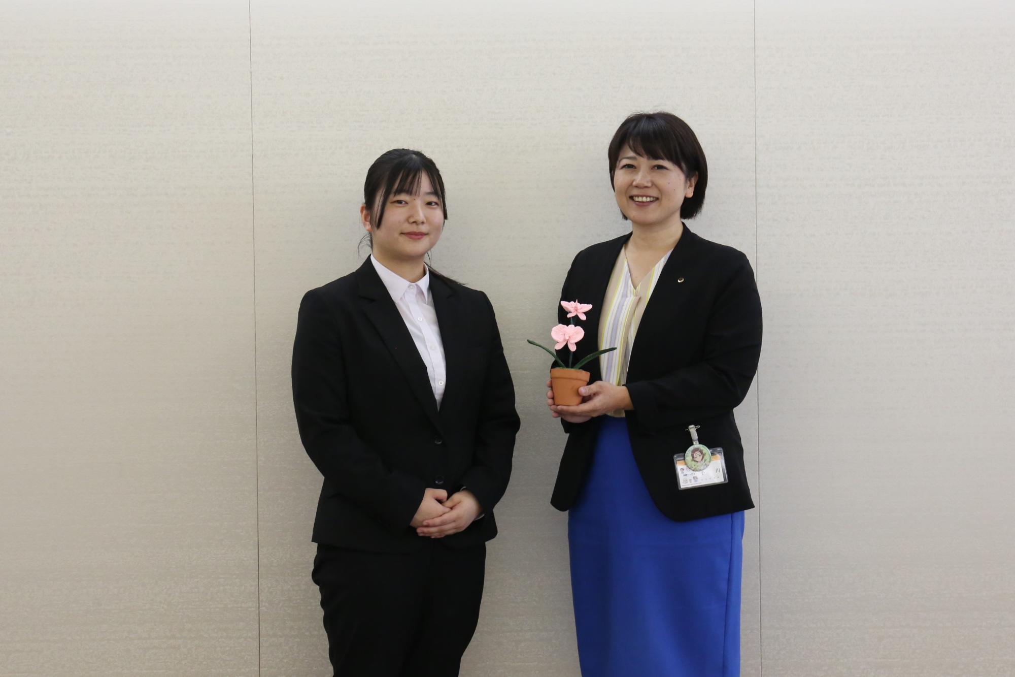 筑井美唯子選手と市長