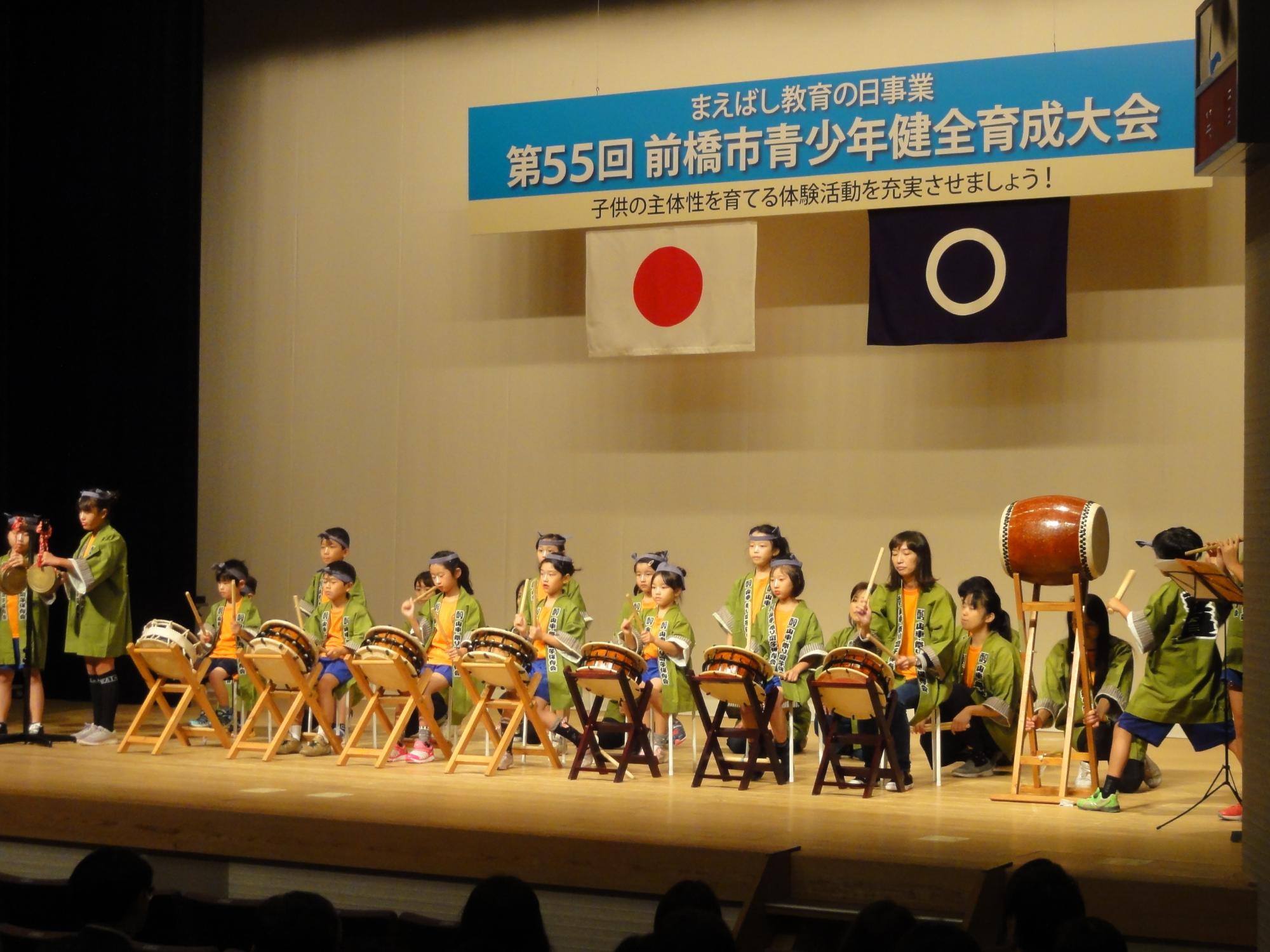 西片貝町祭り囃子保存会による祭り囃子