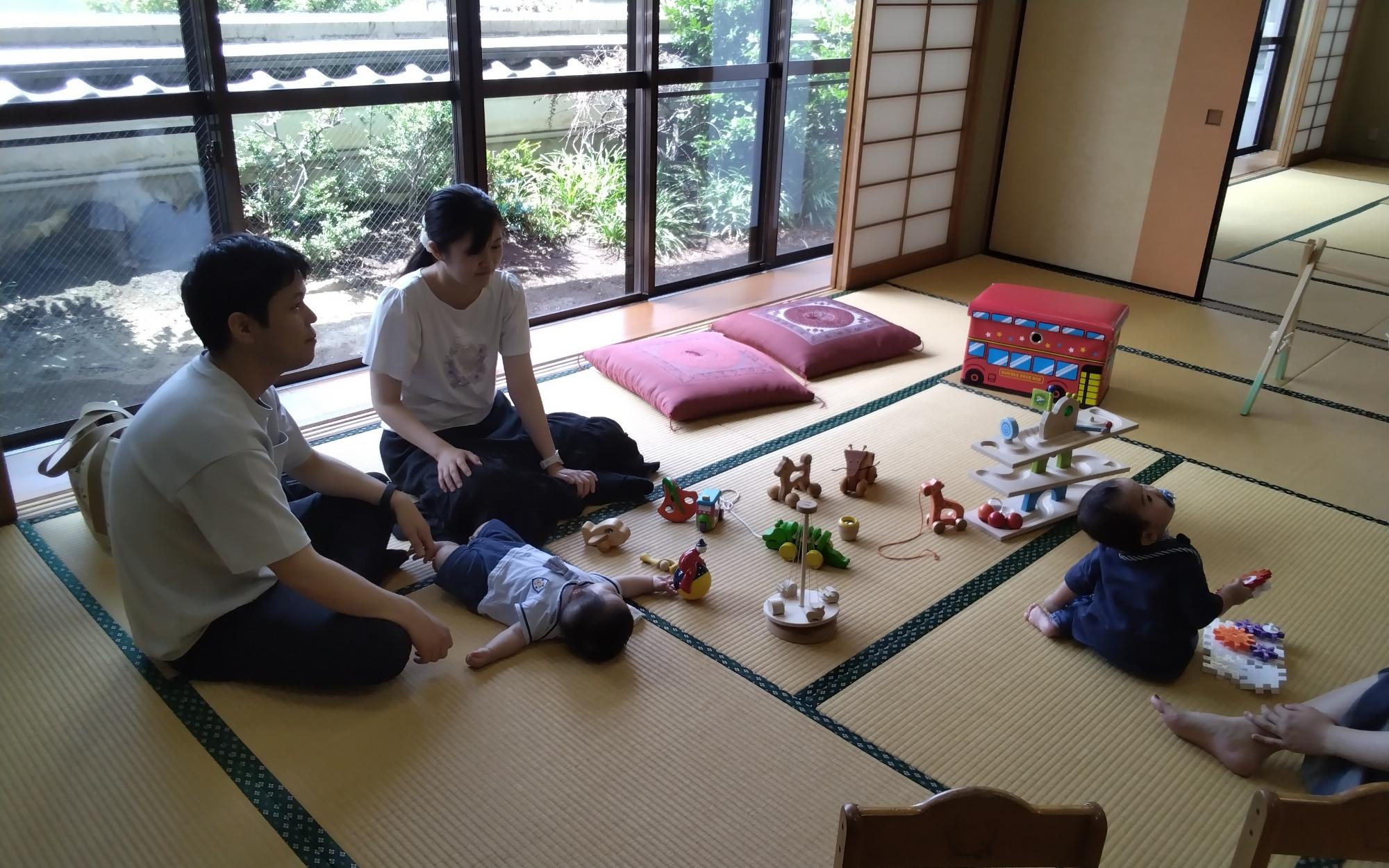 お友達を見ています