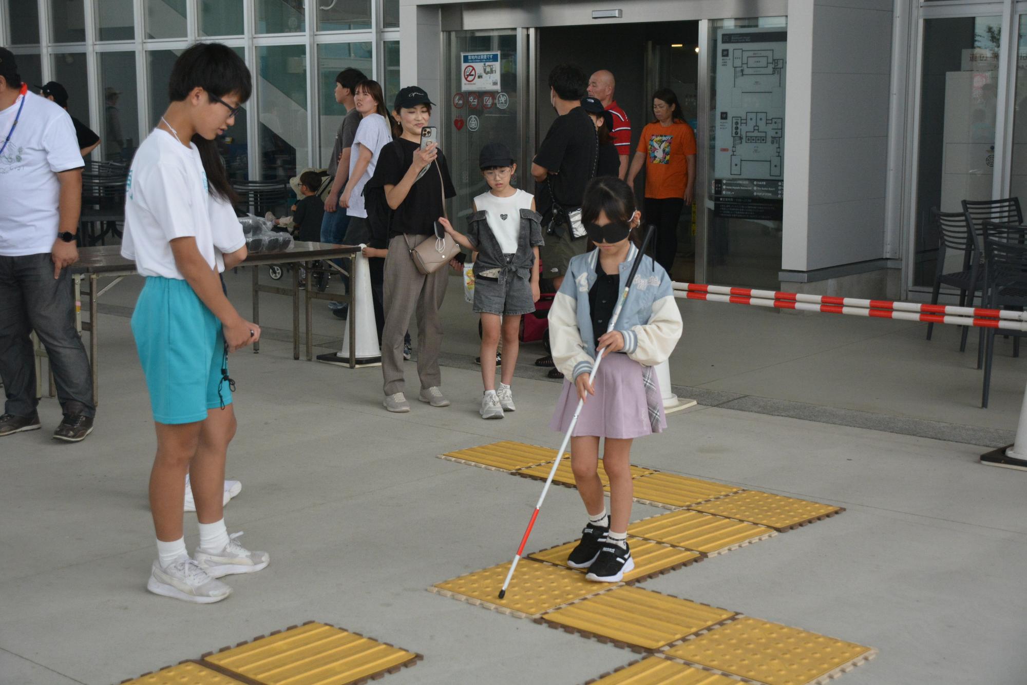点字ブロック