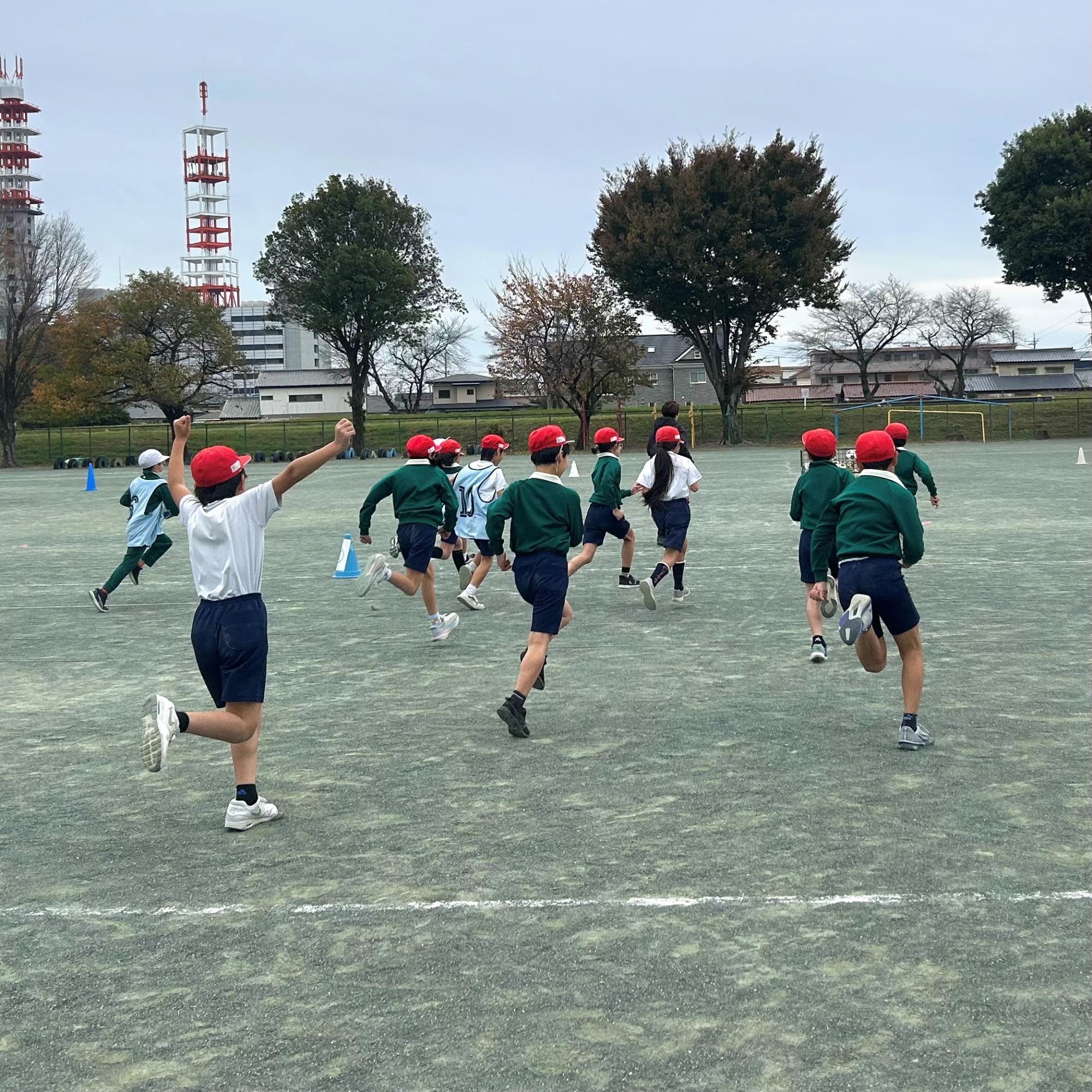 バニーズ群馬FCホワイトスター桃木小訪問授業の様子