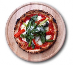 KABA FARM の野菜をふんだんに使ったPizzaの写真